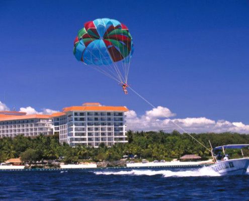 Filipiny sporty paragliding hotel Shangrila Mactan Cebu z TOP TRAVEL