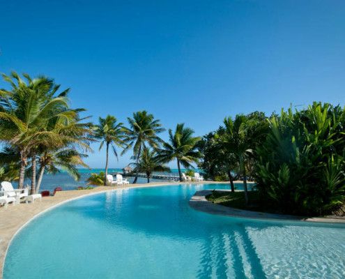 Belize egzotyczne wakacje Hotel Portofino. TOP TRAVEL Ekskluzywne wycieczki Ameryka Środkowa. Baseny