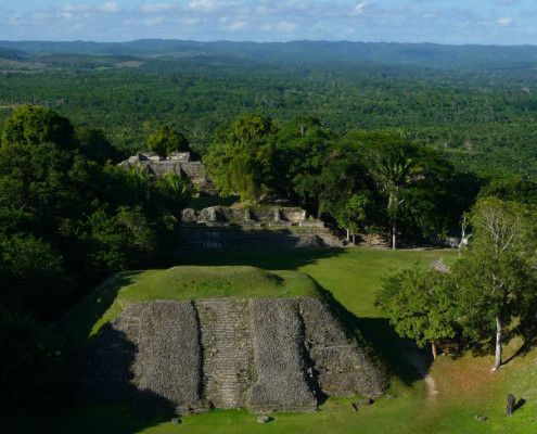 Belize wycieczka objazdowa. Egzotyczne wakacje piramidy majów. TOP TRAVEL Ekskluzywne wycieczki Ameryka Środkowa.