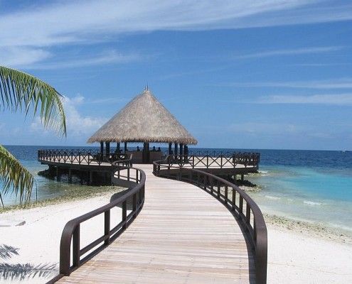 Wczasy Malediwy ekskluzywne wycieczki hotel bandos ocean indyjski